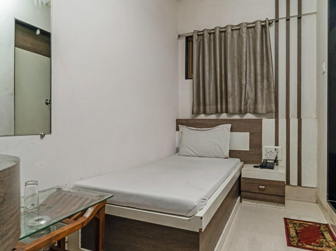 Room, Single, Double Bed, with Fan