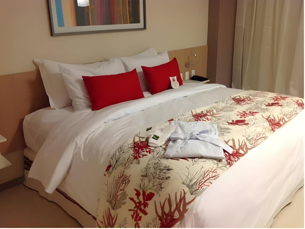 Standard, Queen Bed