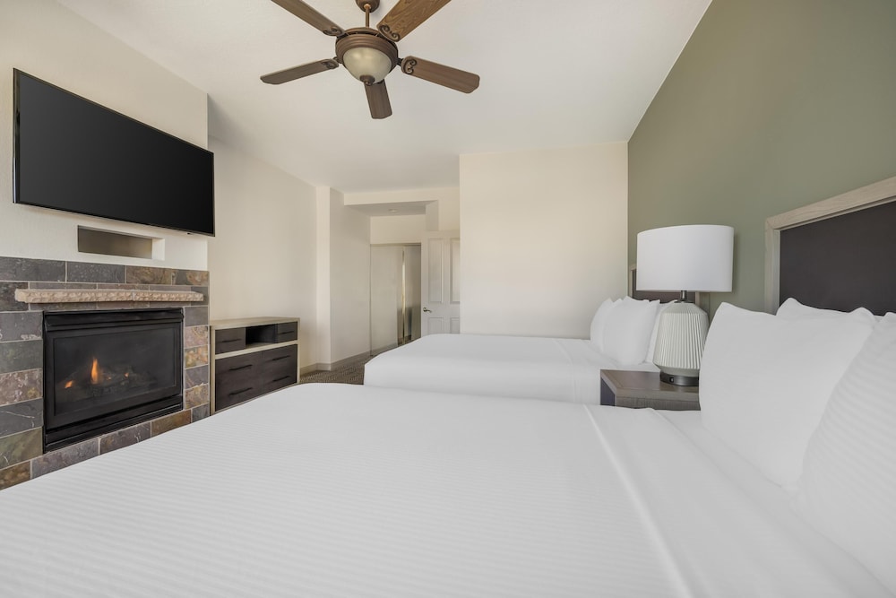 1 Bedroom, Plus, Suite, 1 King or 2 Queen Beds