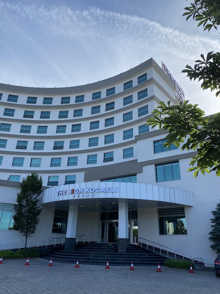The Sign Kocaeli Thermal Spa Hotel & Convention Center 6/53