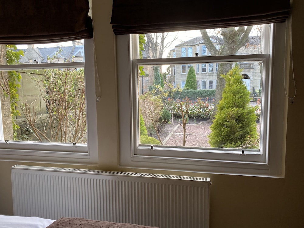 Glenalmond House 45/76