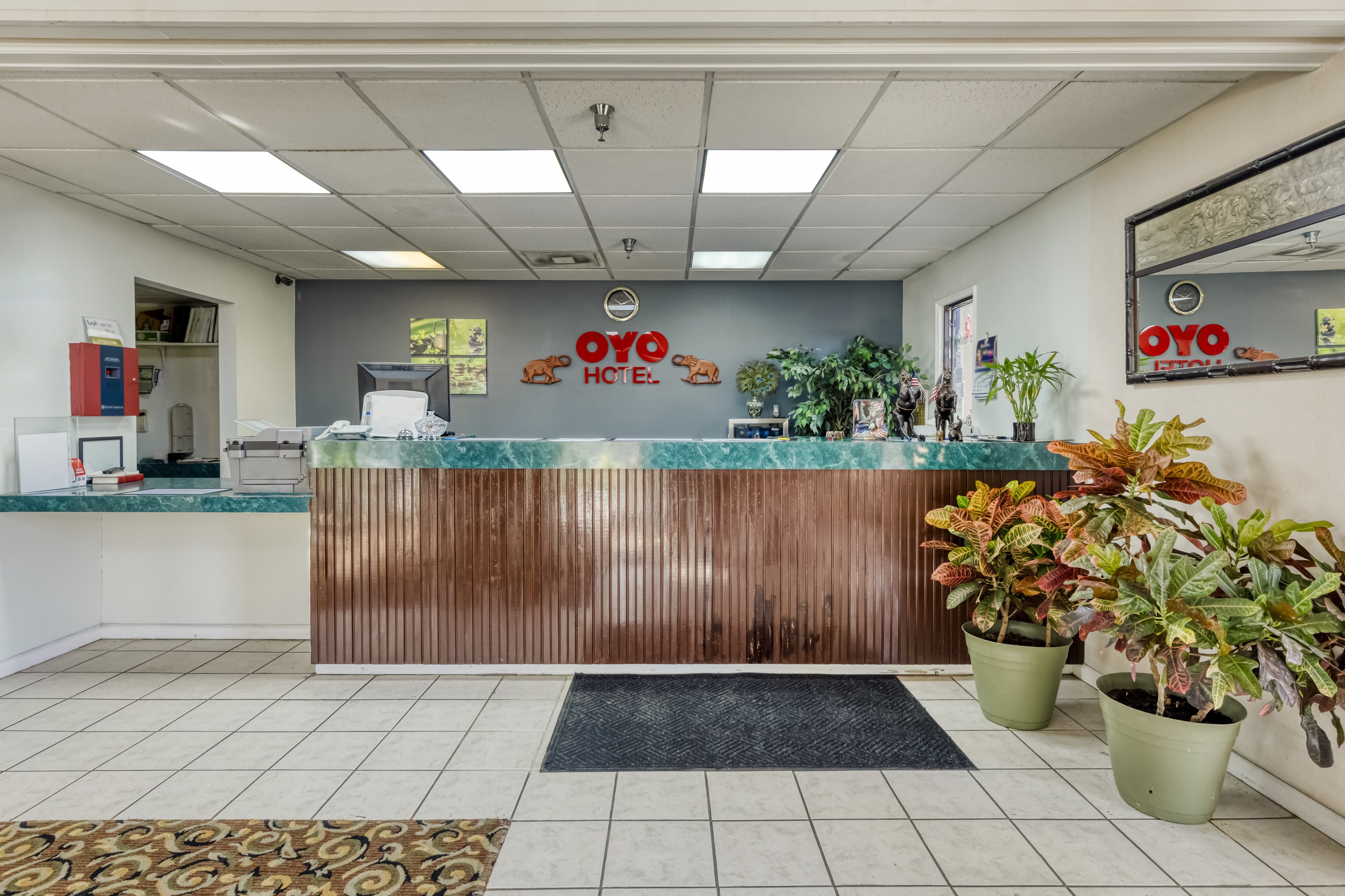 Lobby at OYO Hotel Grenada West, GRENADA - MS