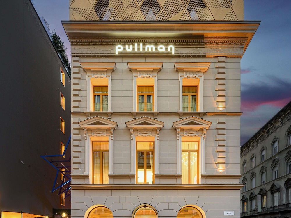 Pullman Budapest 4/73