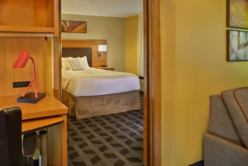 The Residences at Tewksbury (ex. Towneplace Suites By Marriott Boston Tewksbury) 11/31