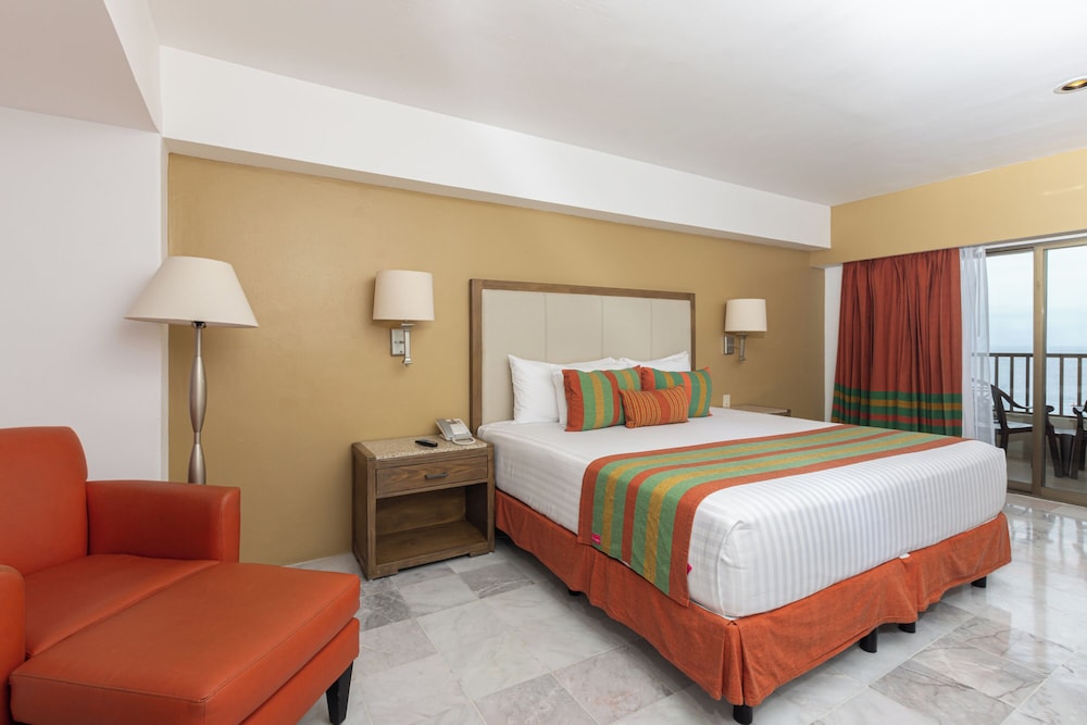 Tesoro Ixtapa 22/54
