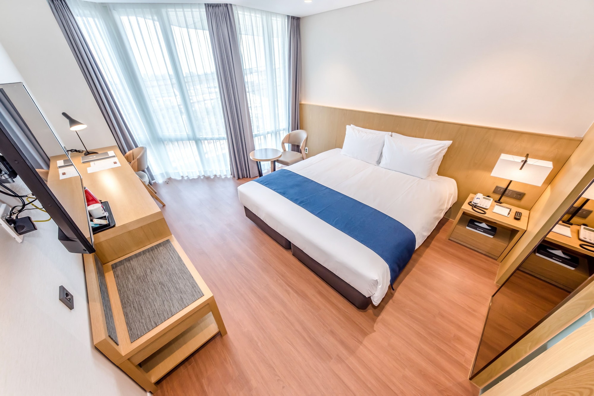 STANDARD, DOUBLE BED