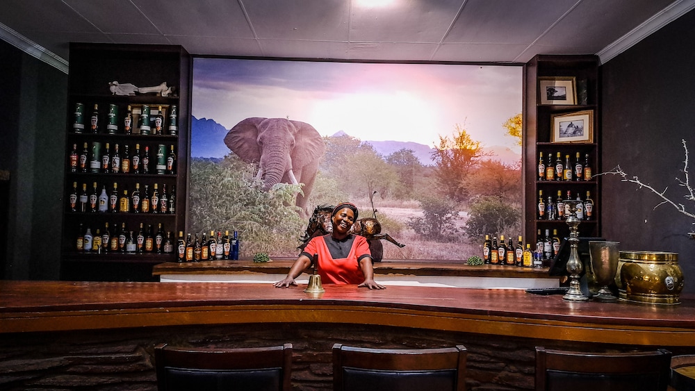Shiduli Private Game Lodge 8/71