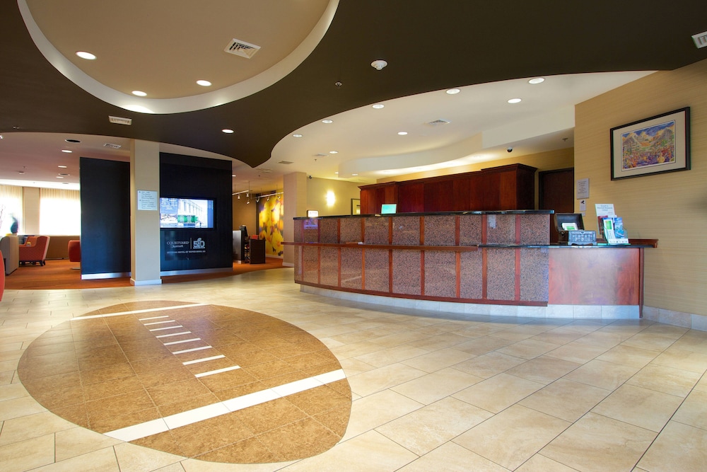 Courtyard By Marriott Blacksburg 2/39