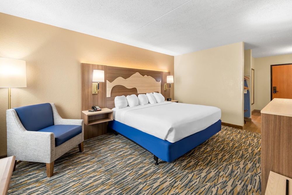 غرفة قياسية بسرير كينج لذوي الإعاقة، Best Western Center Pointe Inn 5/8
