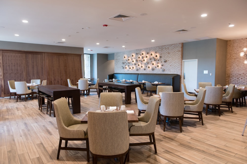 North Charleston Marriott 43/57