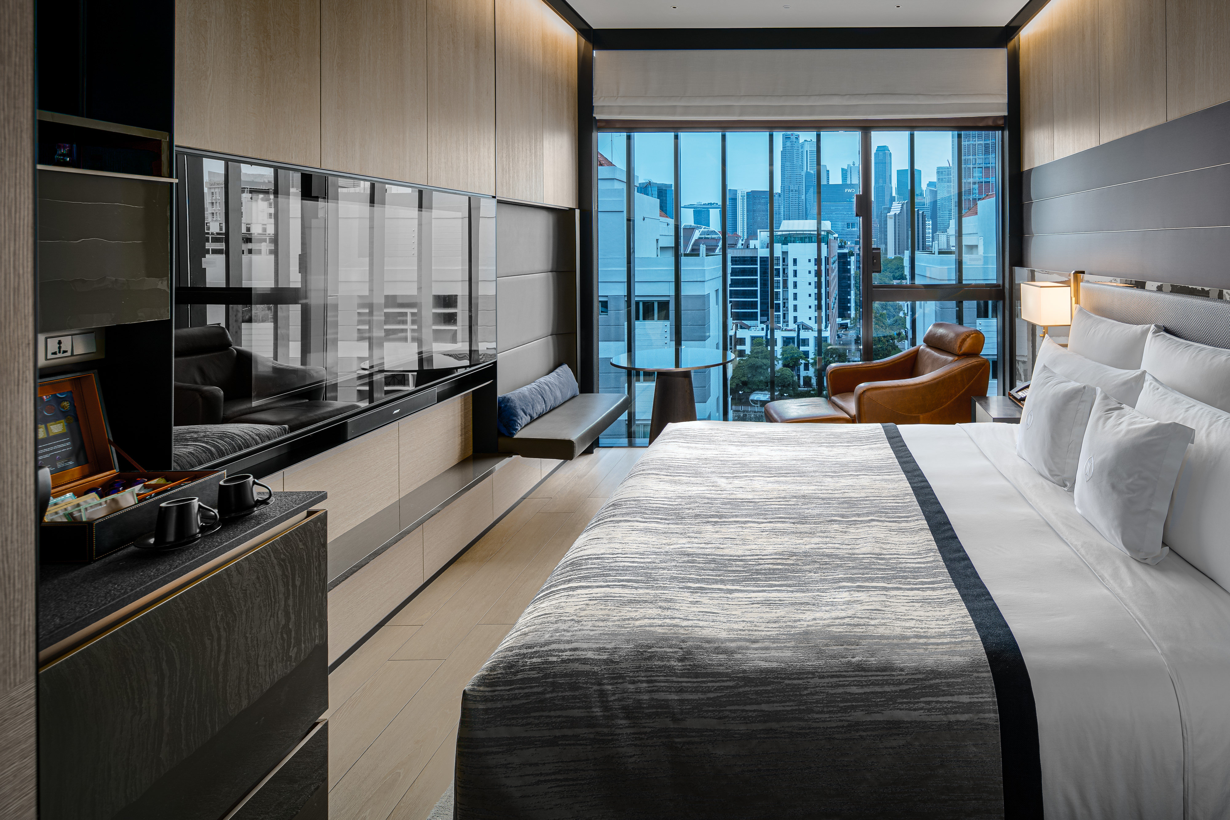 INTERCONTINENTAL SINGAPORE ROBERTSON QUAY 27/78
