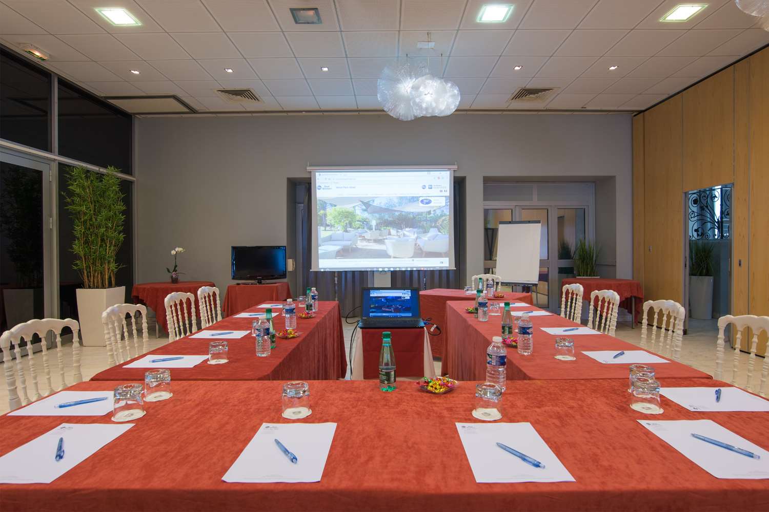 Best Western Sevan Parc Hotel 26/43