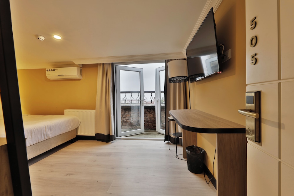 EA Exclusive Hotel & Kocatepe 28/57