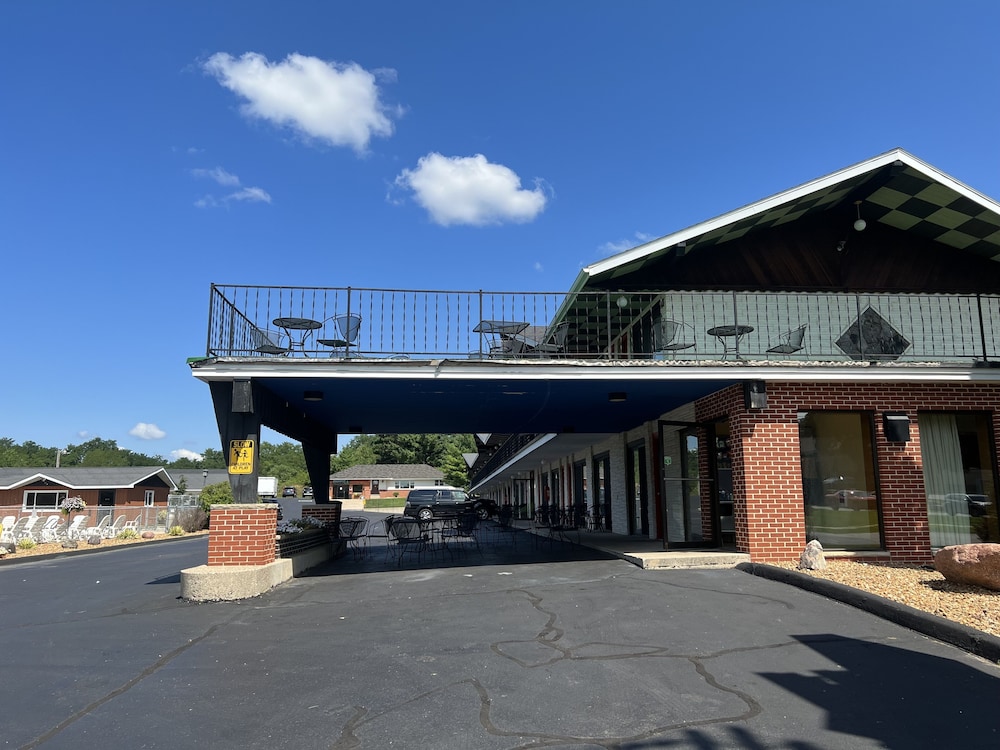 All Star Value Inn 64/74