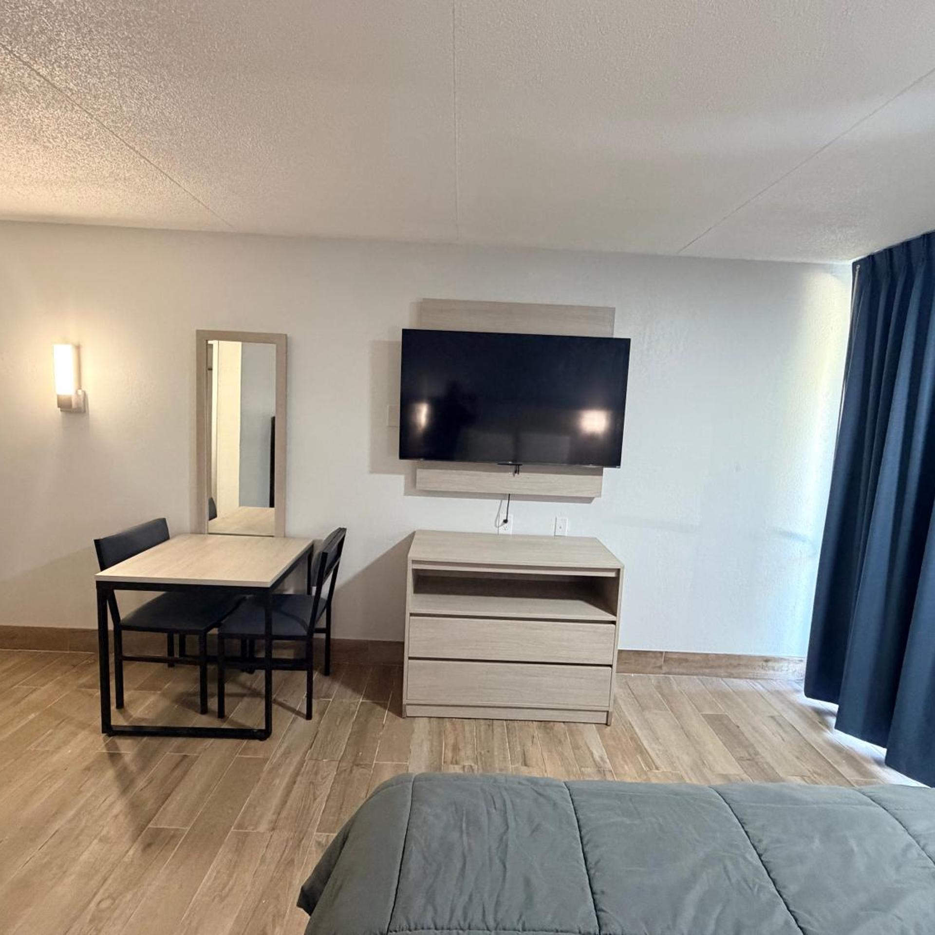 Amerihill Inn Suites Greensboro 25/41