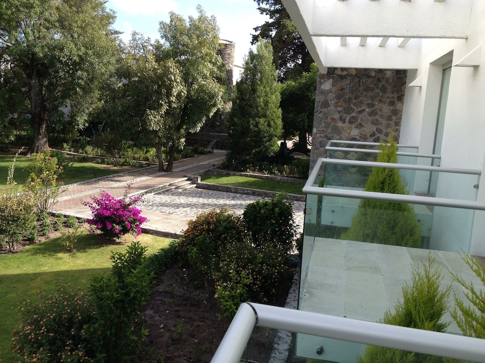 HOTEL HACIENDA CANTALAGUA GOLF 38/65