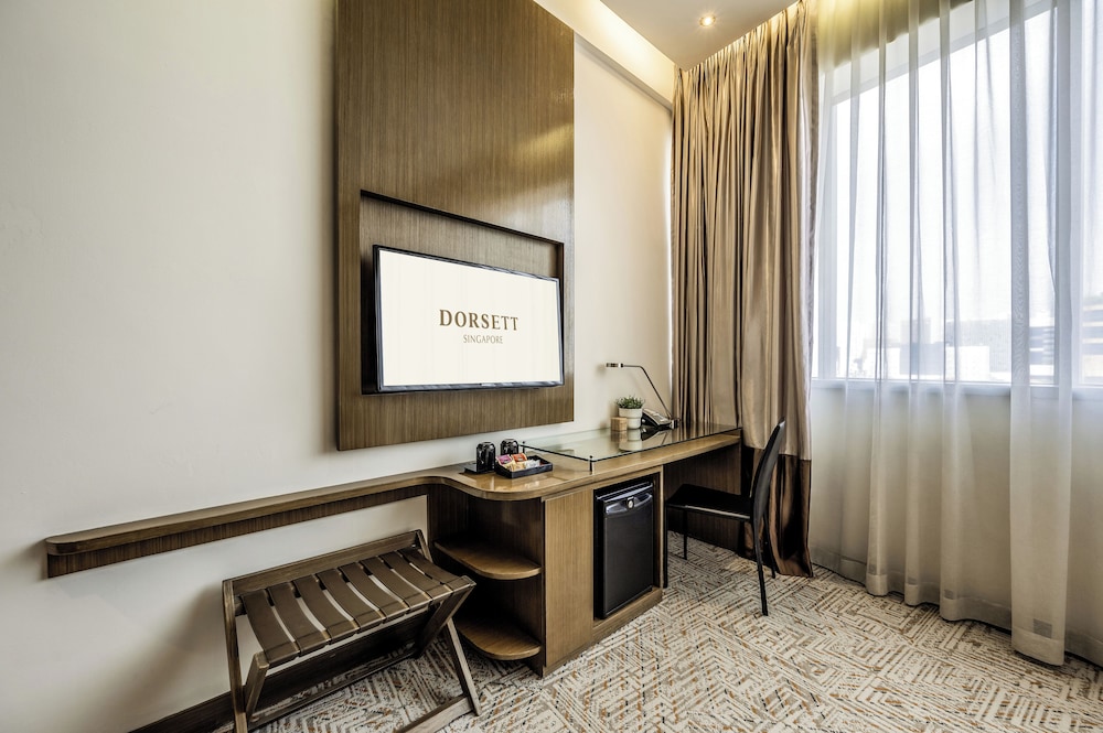 Dorsett Singapore 64/70