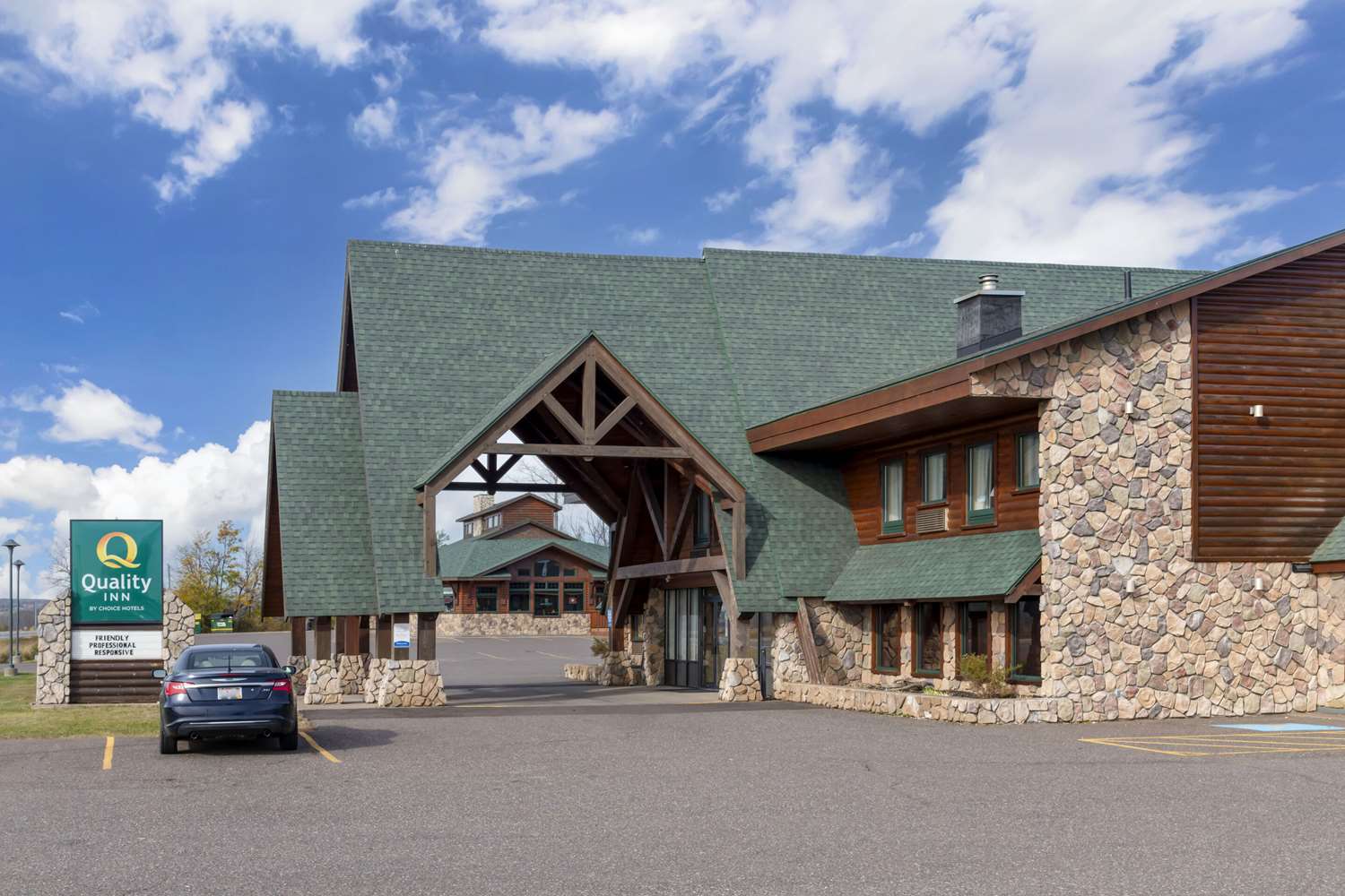 Quality Inn Ashland Lake Superior 44/49