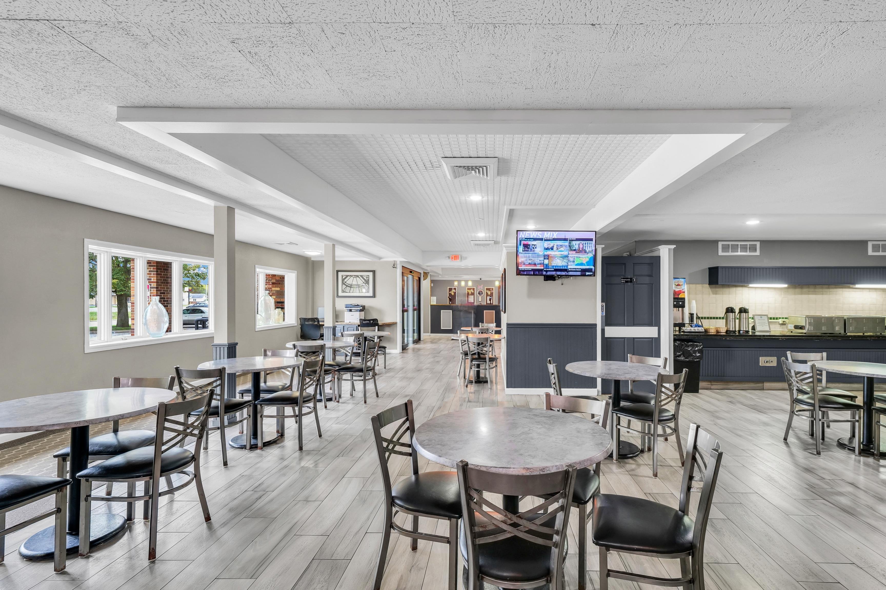 Red Lion Inn & Suites Urbana 43/60