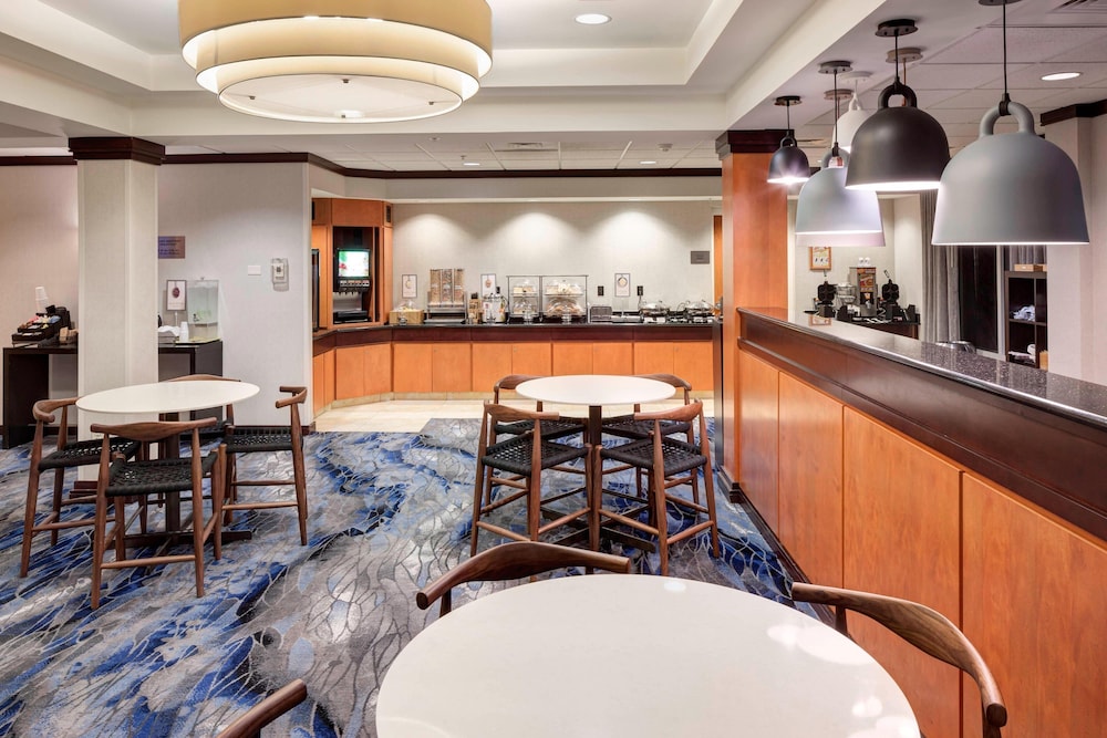 Fairfield Inn Suites Wilmington Wrightsville Beach 30/38