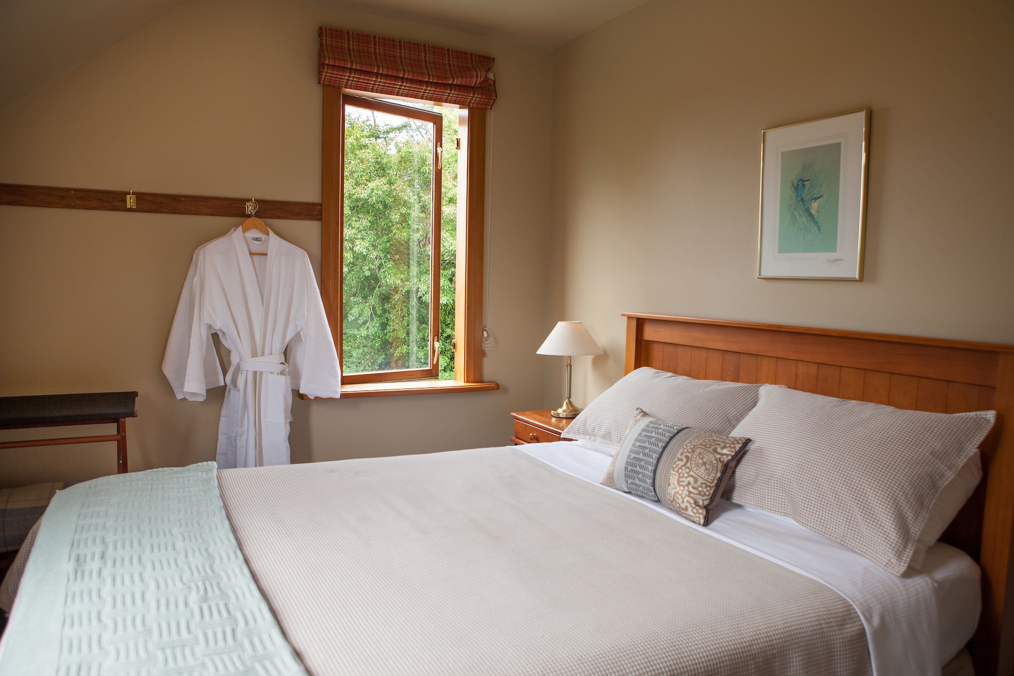 2 Bedrooms, Apartment, Queen and Twin Beds, Mountain View