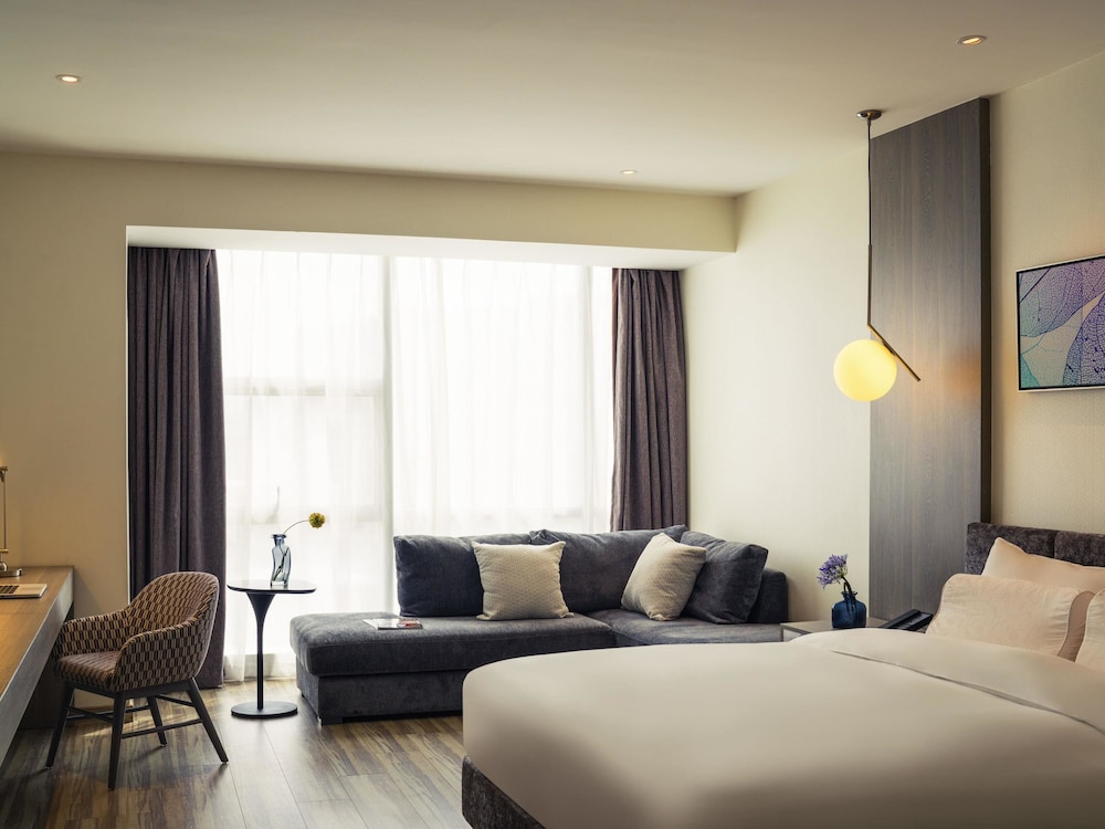 Mercure Shanghai Hongqiao South 15/96