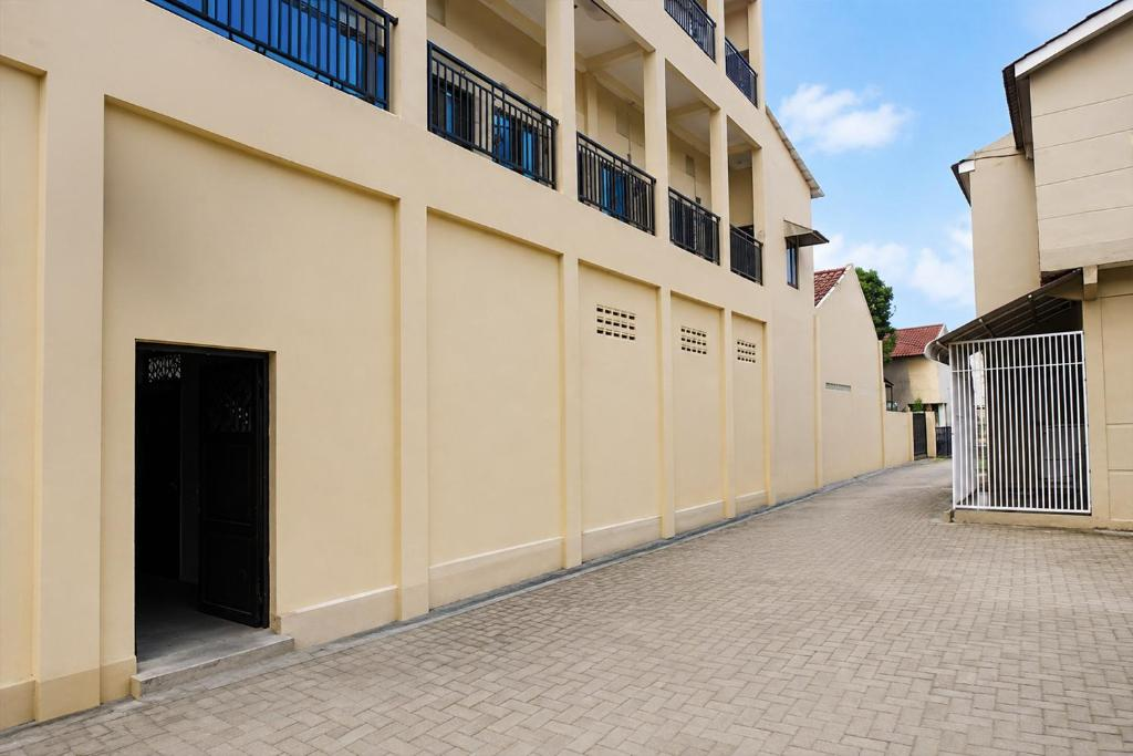 Hotel O near Universitas Sumatera Utara formerly Golden Cempaka Guest House 9/11