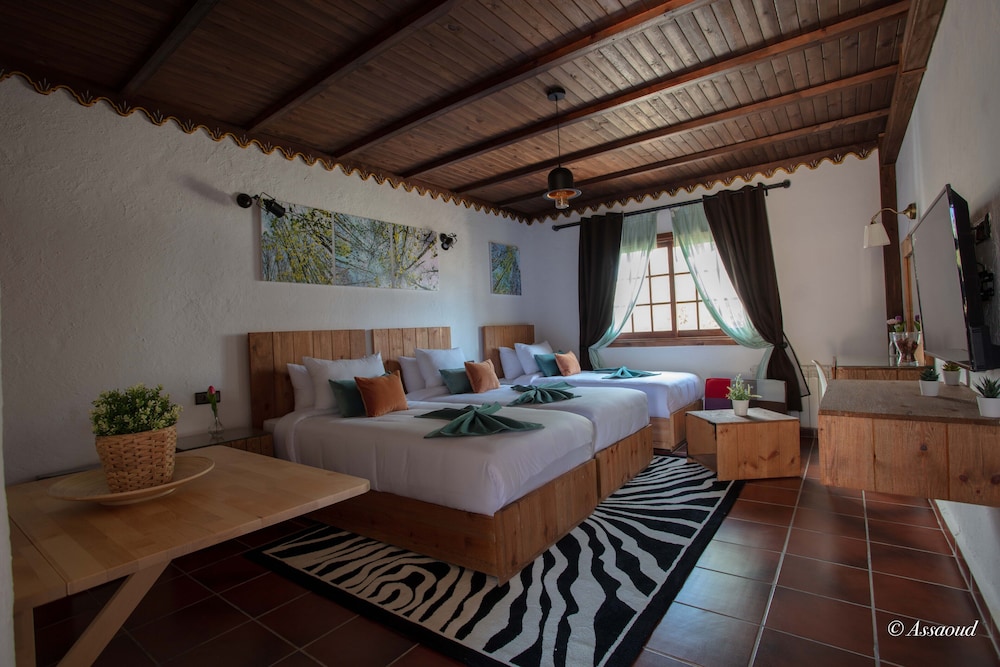 Hotel El Cortijo Spa 32/58