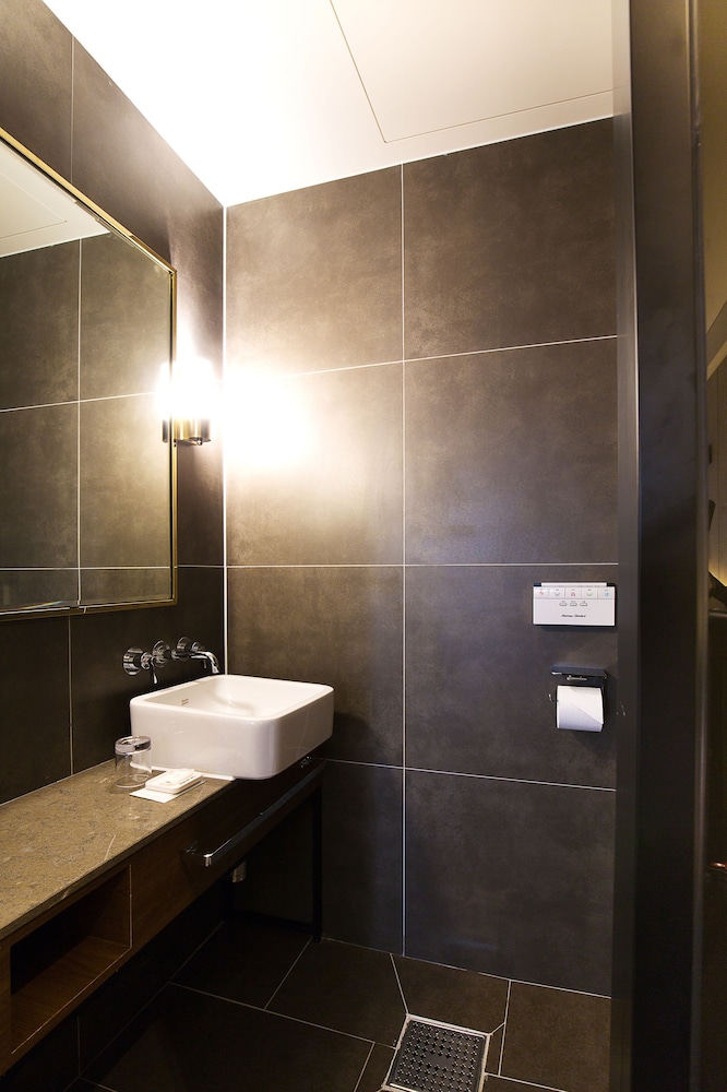 Brown Dot Hotel Business Busan Station 60/70