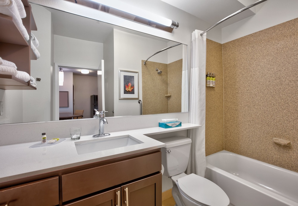 Candlewood Suites DFW South 9/39