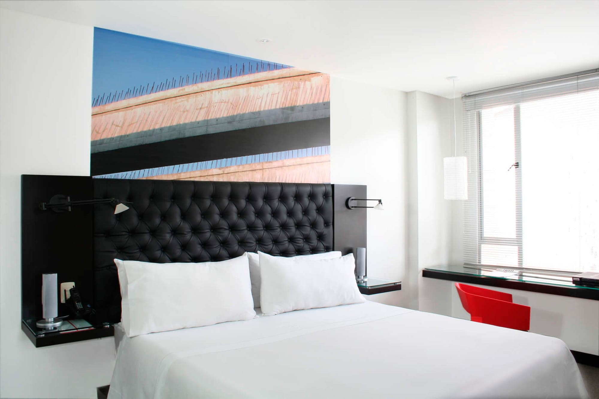 1 BEDROOM, BUSINESS, SUITE, KITCHEN