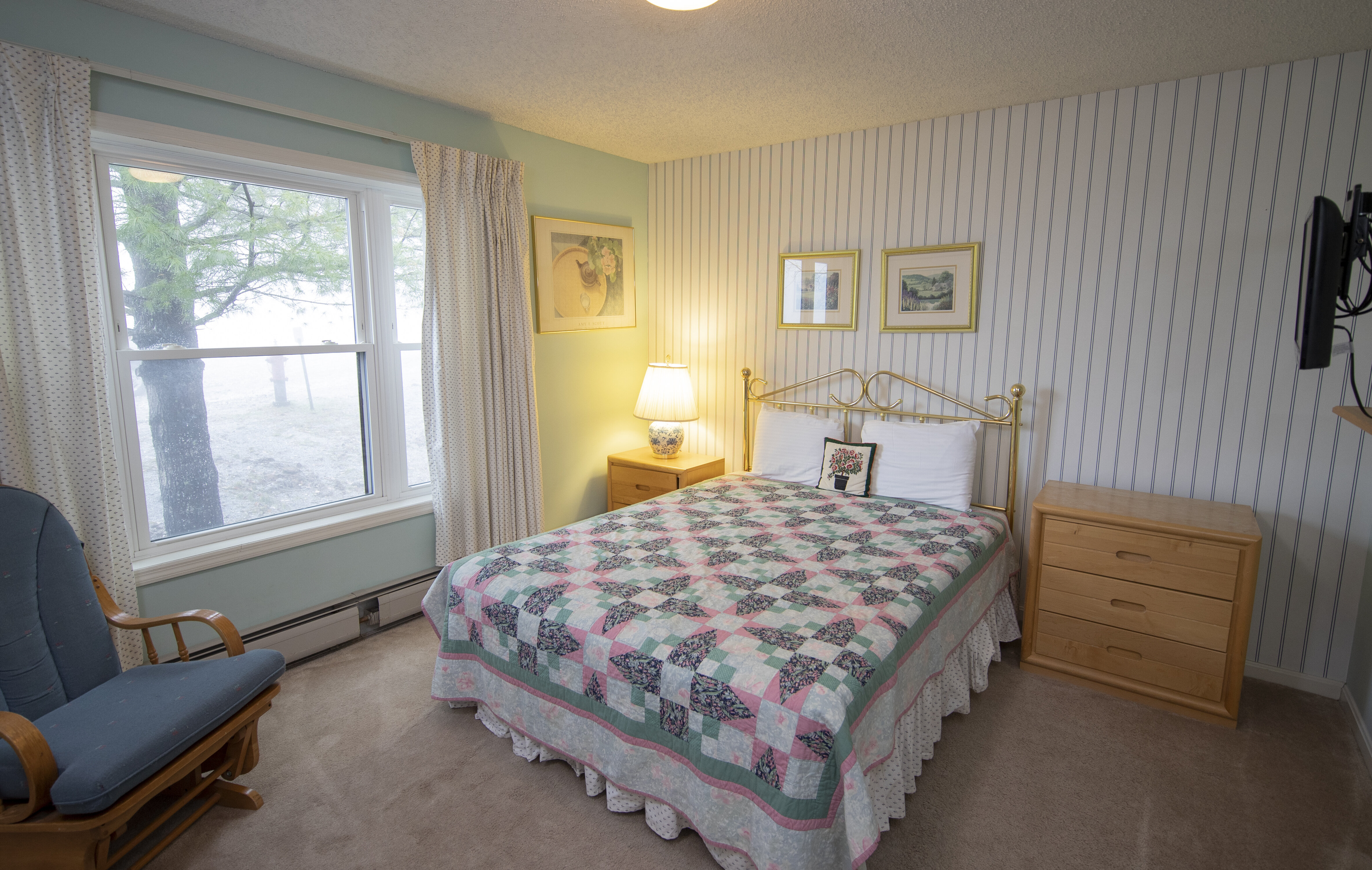3 Bedrooms, Condominium, Mountain Side