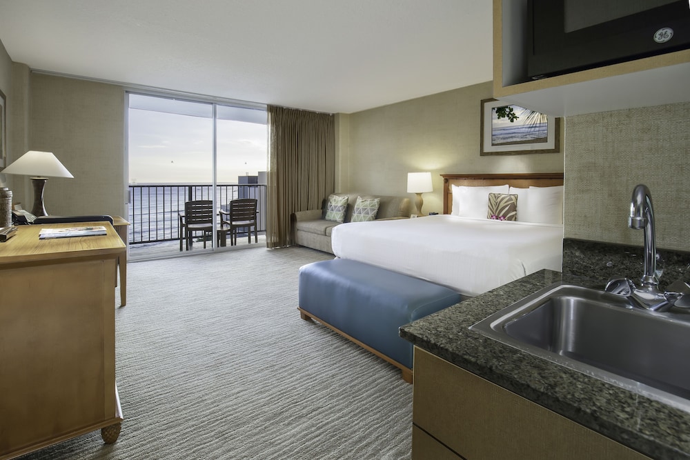 Waikiki Resort Hotel 14/69