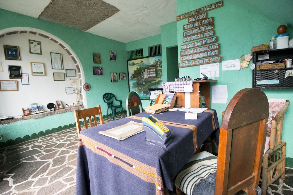 ECO HOTEL UXLABIL ATITLAN 34/49