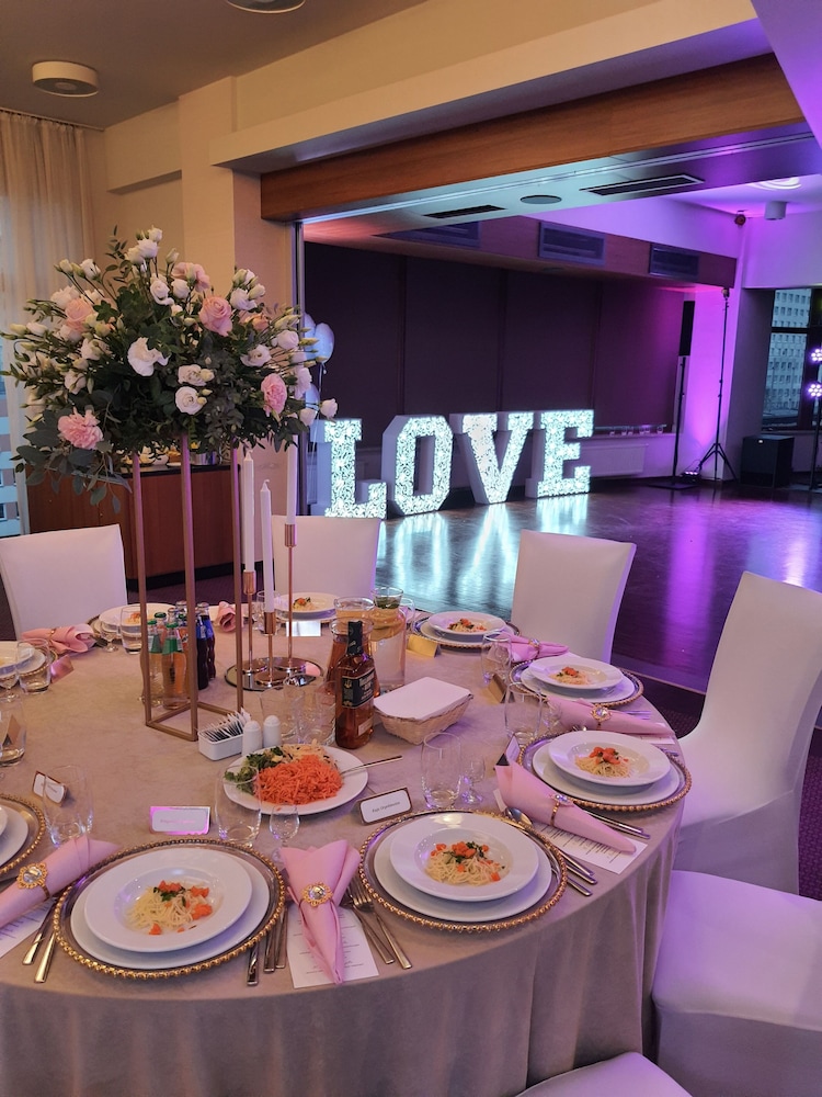 Mercure Piotrkow Trybunalski Vestil 34/50