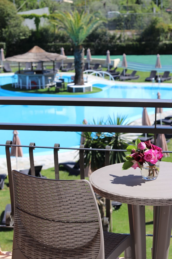 Pegasus Hotel 25/42