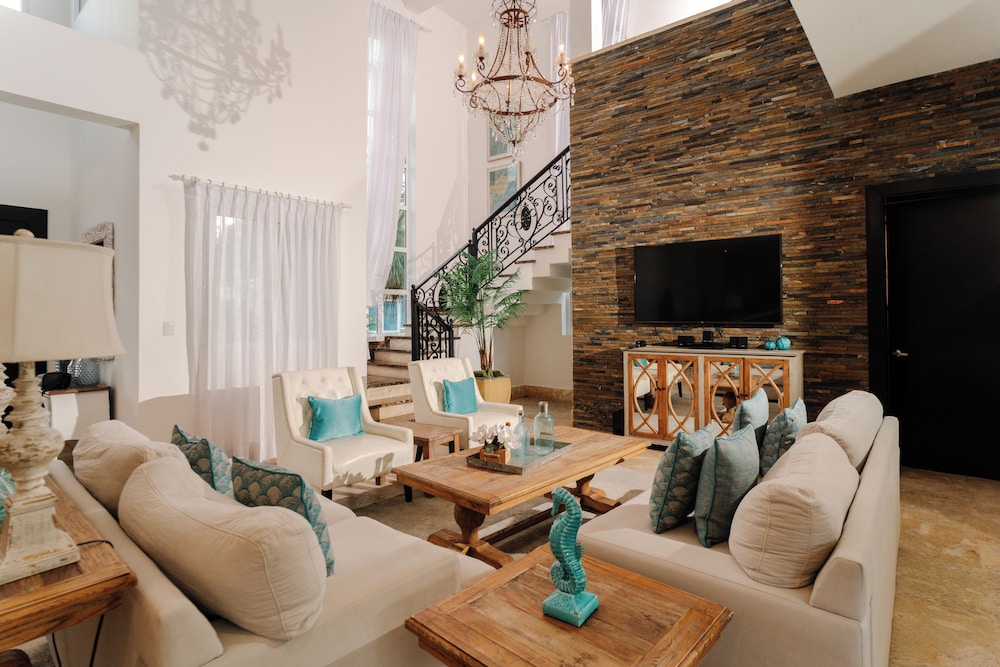 The Cliff 6 Bed Villa - All Inclusive 26/48