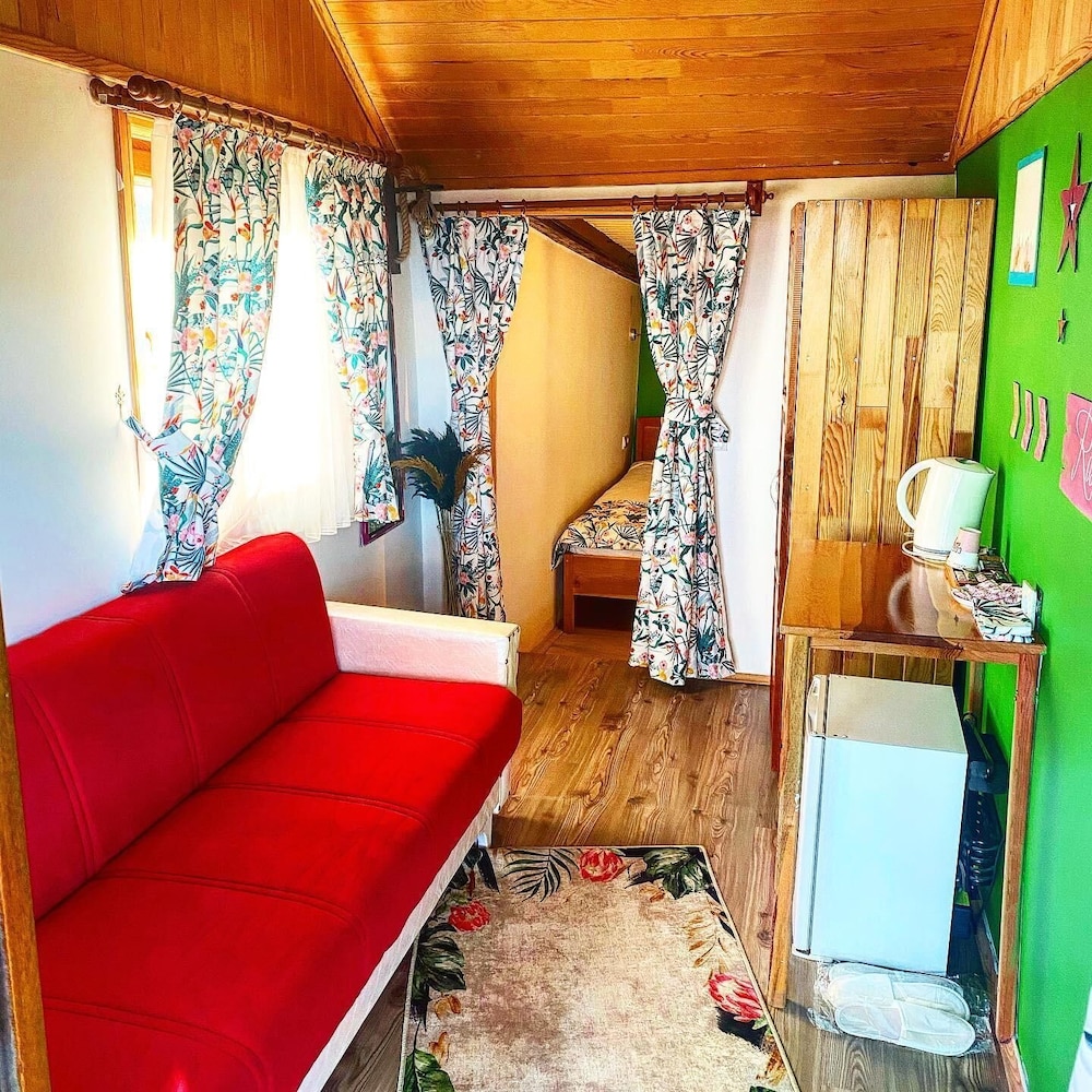 Kara Kedi Beach Bungalow 24/50