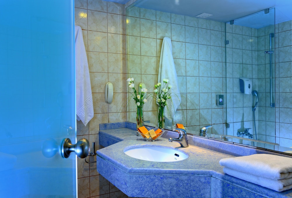 Apollonia Beach Resort and Spa 77/77