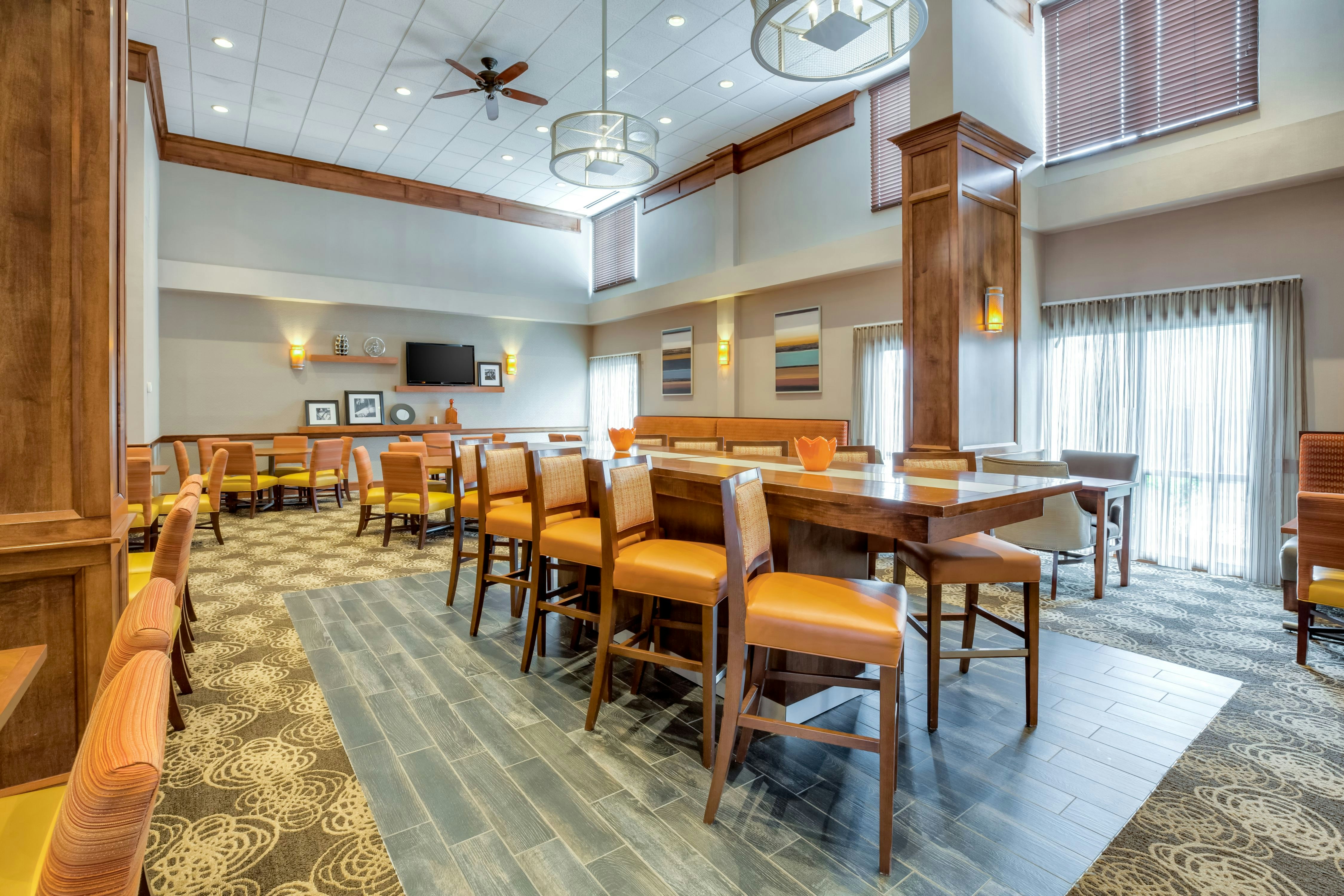 Hampton Inn Boston-Norwood 45/52