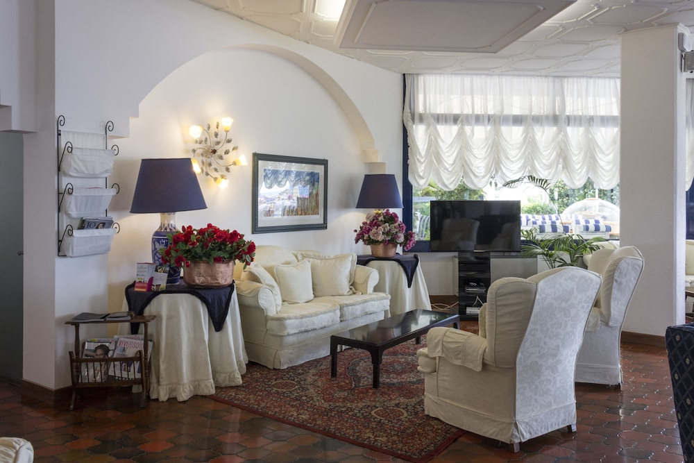 Hotel Cavalieri Palace 68/90