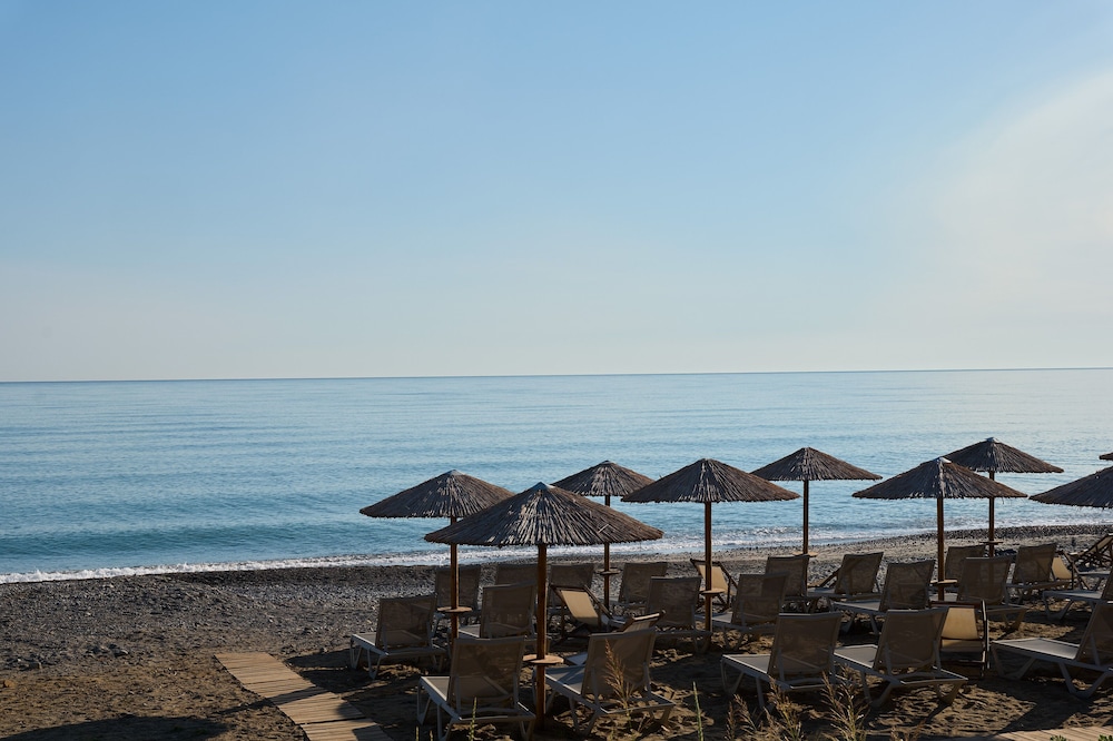 Atlantica Ocean Beach Resort 58/64