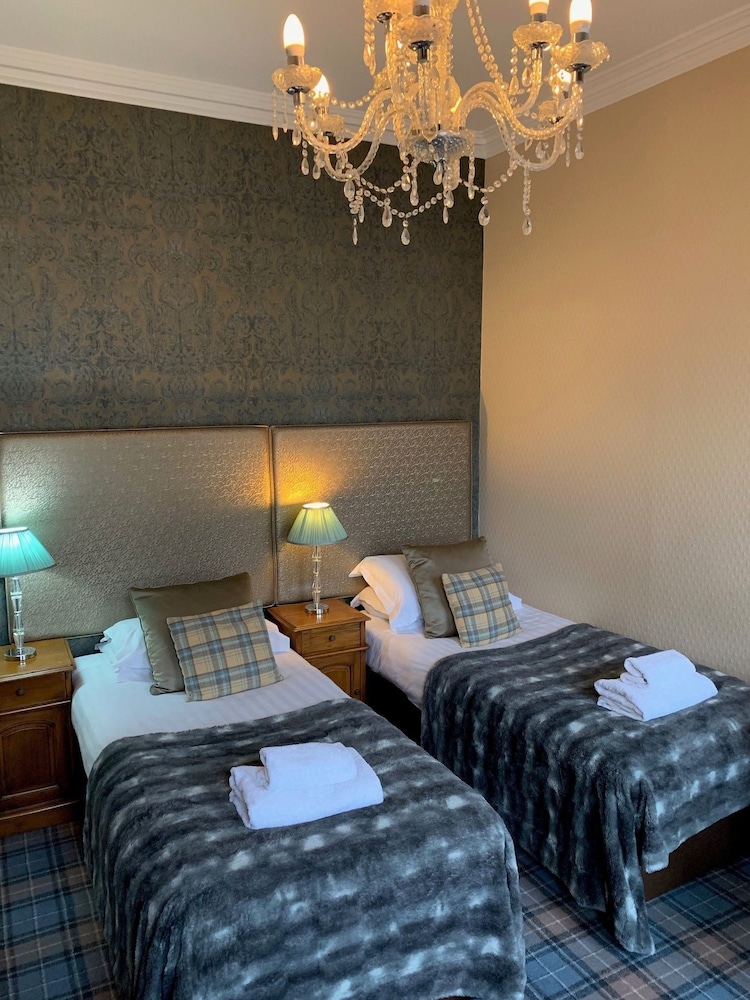 Albany Hotel 14/39
