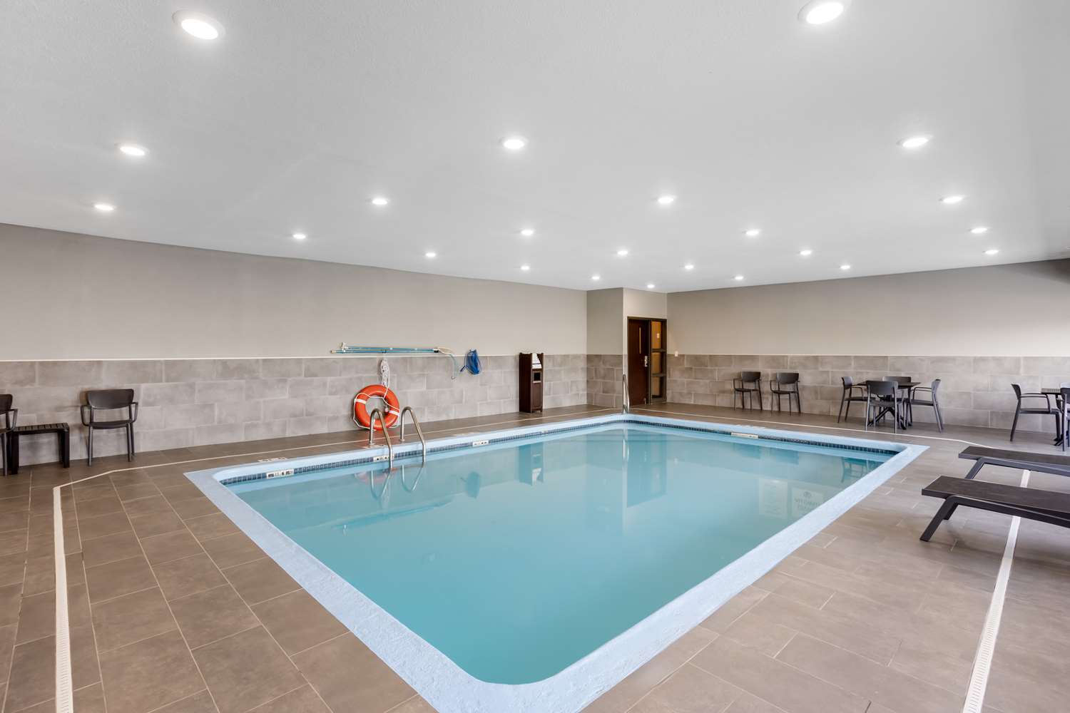 Best Western Plus Columbia Inn 22/53