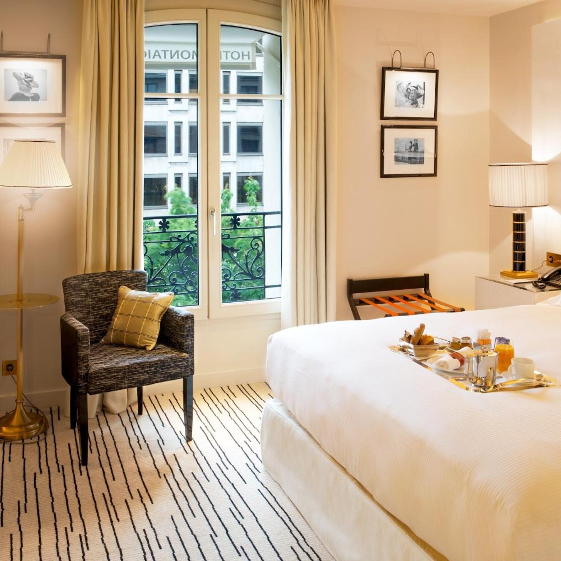 Junior Suite, City View