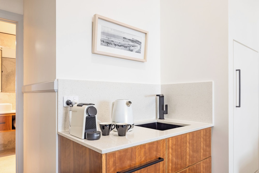 Bermagui Beach Hotel 3/50