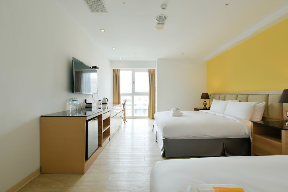 Champs Elysees Hotel 22/47