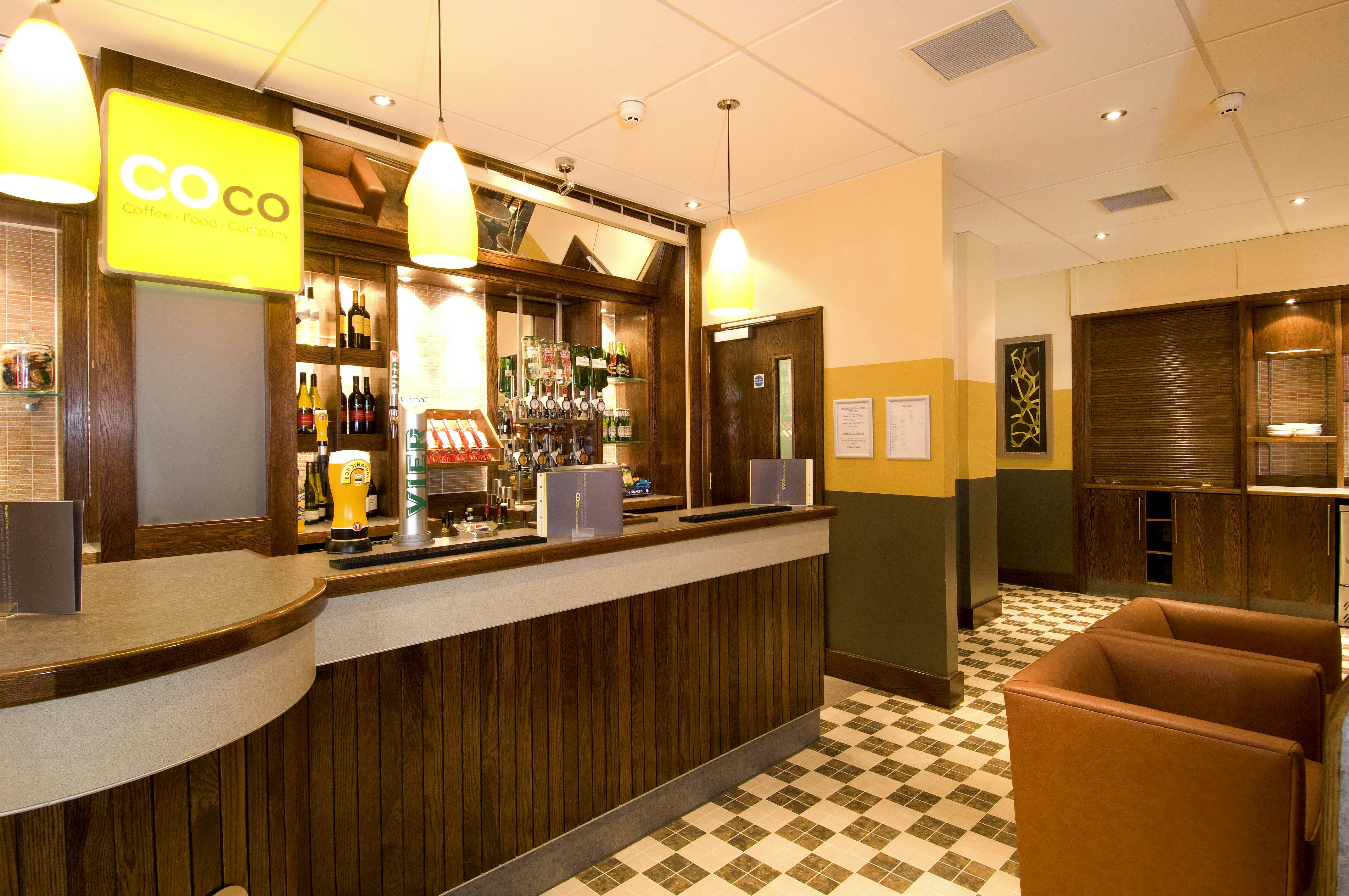 Premier Inn Coventry City Centre (Belgrade Plaza) 15/35