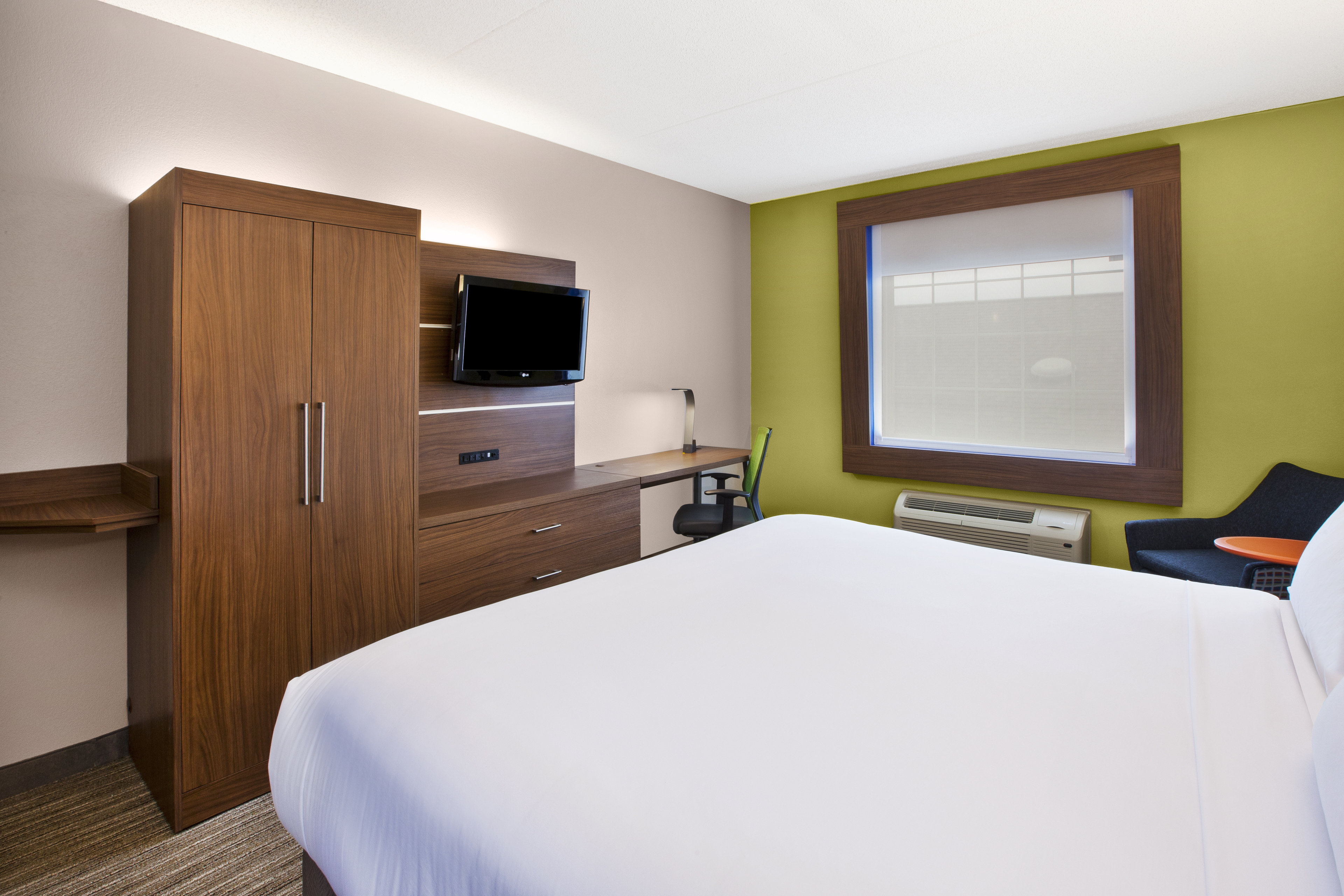Holiday Inn Express & Suites Manchester-Conf Ctr(Tullahoma) 9/36