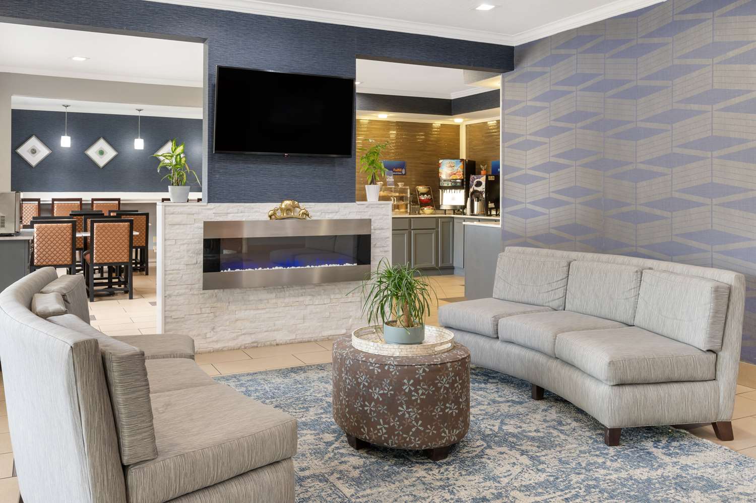 Best Western Kokomo Hotel 4/15